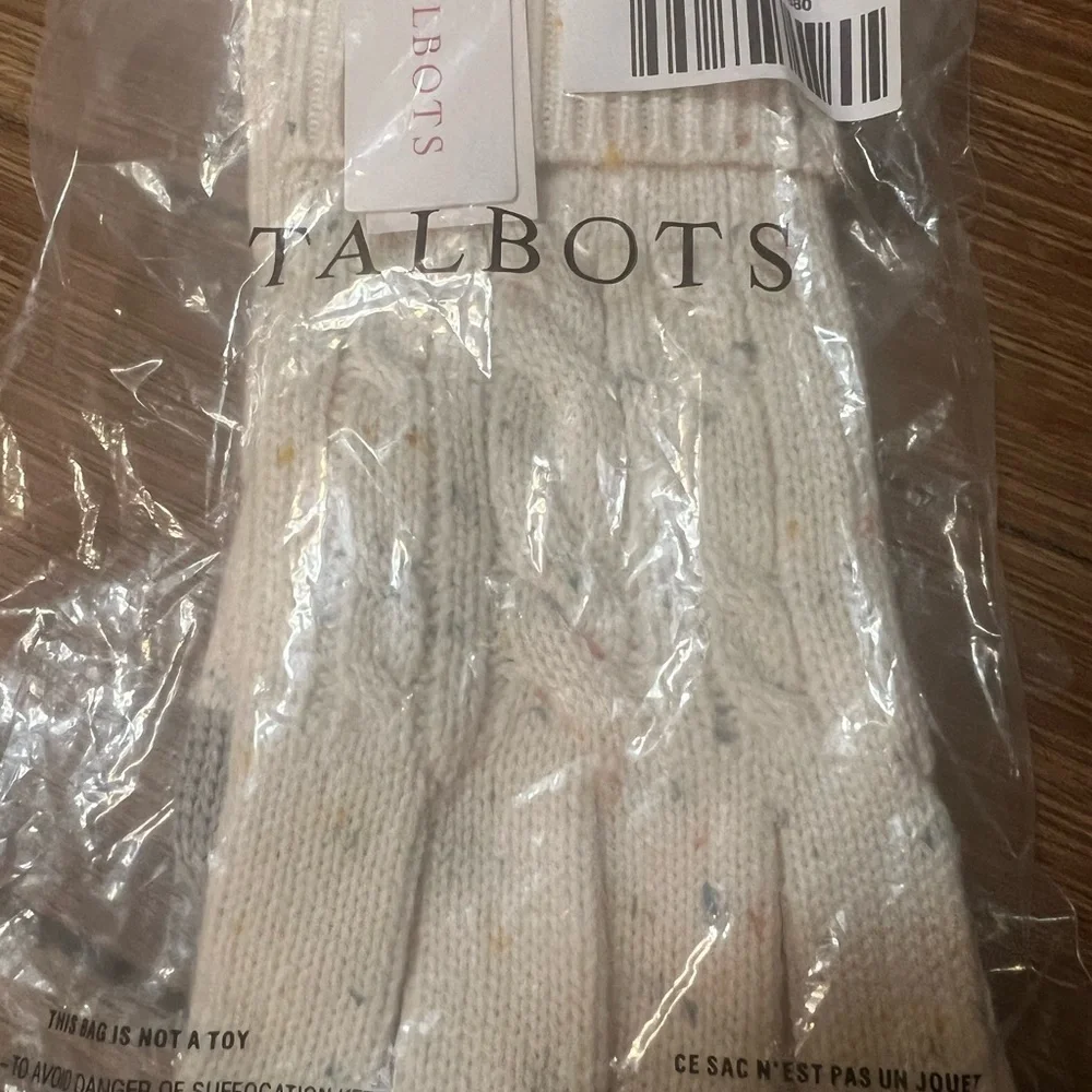 🆕Talbots Classic Cable Knit Techy Gloves Ivory Rainbow Sprinkles NWT::Holidays: